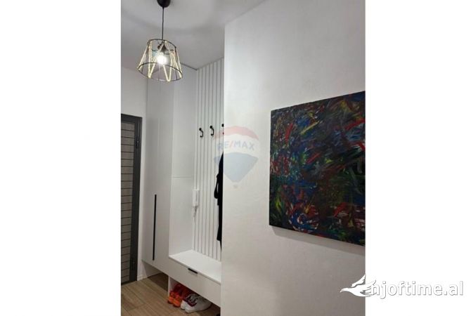 Shtepi me qera Apartament ne Tirane, 1+1, Mobilimi E mobiluar, Pagesa 430  Euro.