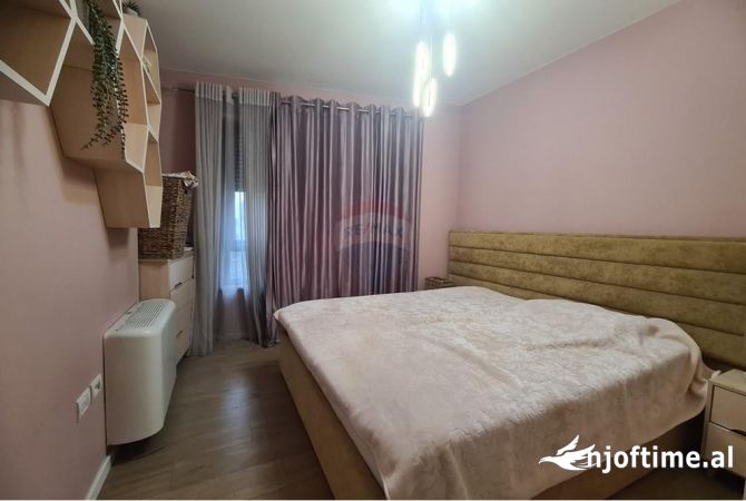 Shtepi me qera Apartament ne Tirane, 2+1, Mobilimi E mobiluar, Pagesa 750  Euro.