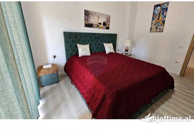 Shtepi me qera Apartament ne Tirane, 2+1, Mobilimi E mobiluar, Pagesa 650  Euro.