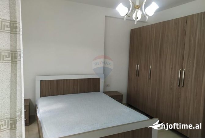Shtepi me qera 2+1 ne Tirane - 750 Euro