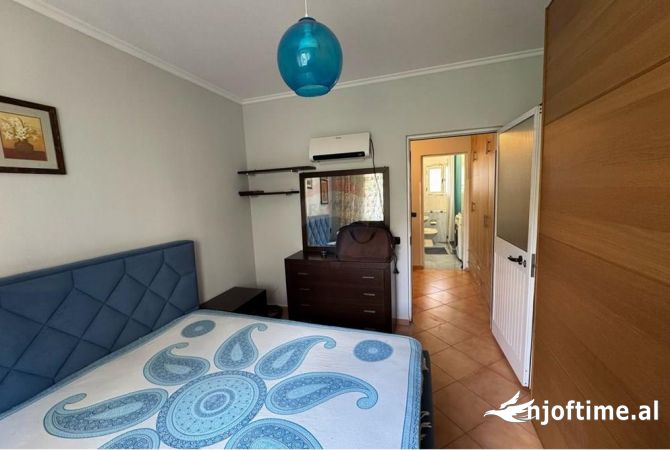 Shtepi me qera 2+1 ne Tirane - 450 Euro