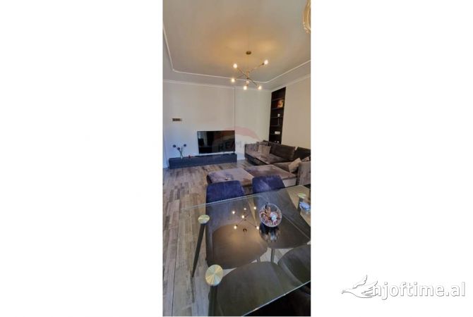 Casa in affitto 2+1 a Tirana - 800 Euro
