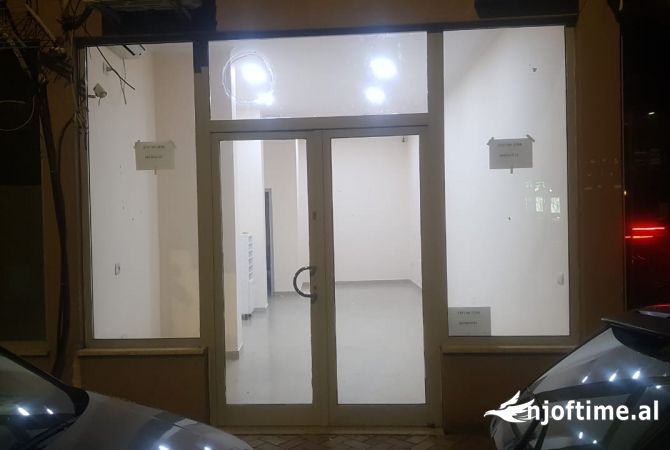 Ambient biznesi me qera 1+1 ne Tirane - 50,000 Leke