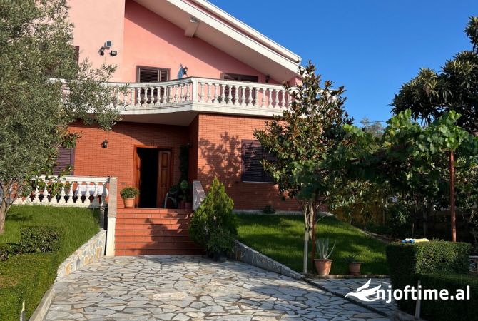 Shtepi ne shitje 5+1 ne Tirane - 296,000 Euro