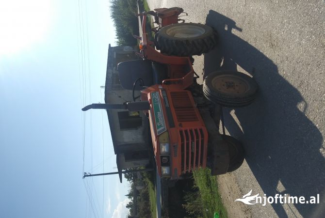 Makina ne shitje  ne Lushnje - 550,000 Leke