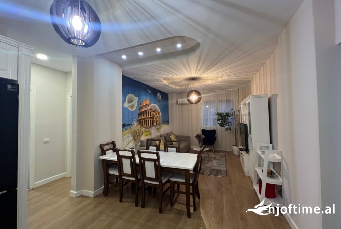 Shtepi me qera 2+1 ne Tirane - 800 Euro