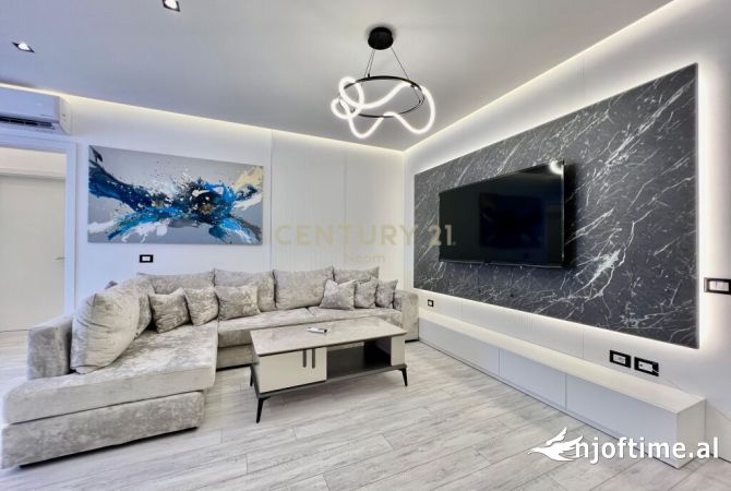 Shtepi ne shitje 3+1 ne Tirane - 275,000 Euro