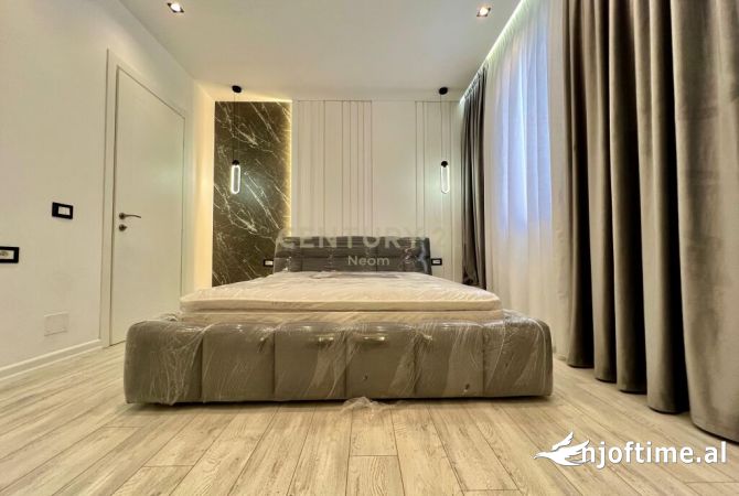 Shtepi ne shitje Apartament ne Tirane, 3+1, Mobilimi E mobiluar, Pagesa 275,000  Euro.