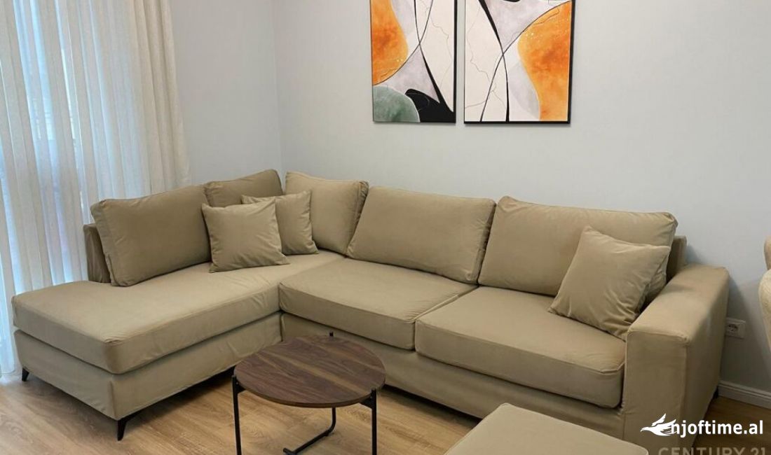 Shtepi me qera Apartament ne Tirane, 2+1, Mobilimi E mobiluar, Pagesa 720  Euro.