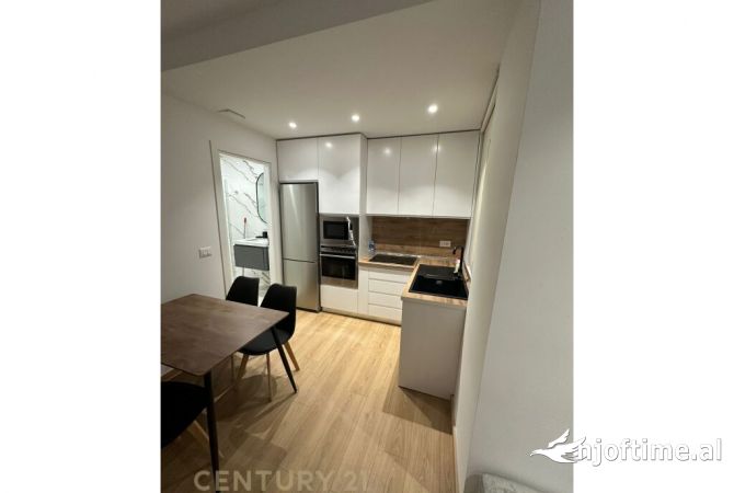 Shtepi me qera 1+1 ne Tirane - 700 Euro