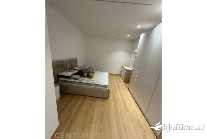 Shtepi me qera Apartament ne Tirane, 1+1, Mobilimi E mobiluar, Pagesa 700  Euro.