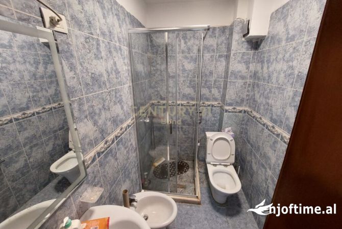 Shtepi me qera Apartament ne Tirane, 1+1, Mobilimi E mobiluar, Pagesa 600  Euro.