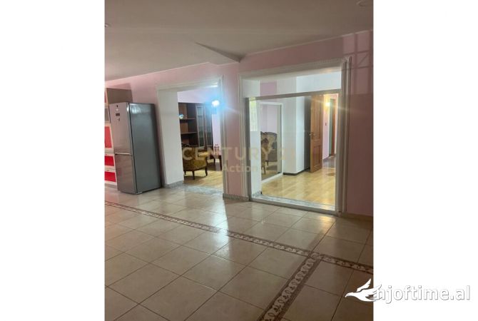 Shtepi ne shitje 2+1 ne Tirane - 250,000 Euro