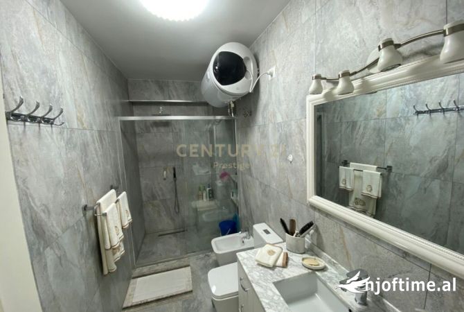 Shtepi ne shitje Apartament ne Tirane, 2+1, Mobilimi E mobiluar, Pagesa 280,000  Euro.