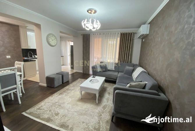 Shtepi ne shitje 2+1 ne Tirane - 280,000 Euro