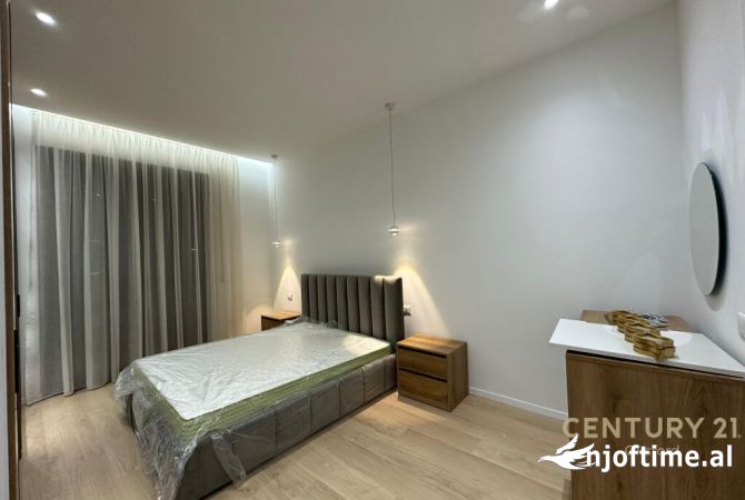Shtepi me qera Apartament ne Tirane, 2+1, Mobilimi E mobiluar, Pagesa 1,200  Euro.
