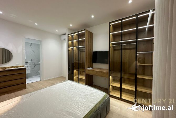 Shtepi me qera Apartament ne Tirane, 2+1, Mobilimi E mobiluar, Pagesa 1,200  Euro.