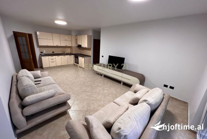 Shtepi ne shitje Apartament ne Tirane, 2+1, Mobilimi E mobiluar, Pagesa 245,000  Euro.