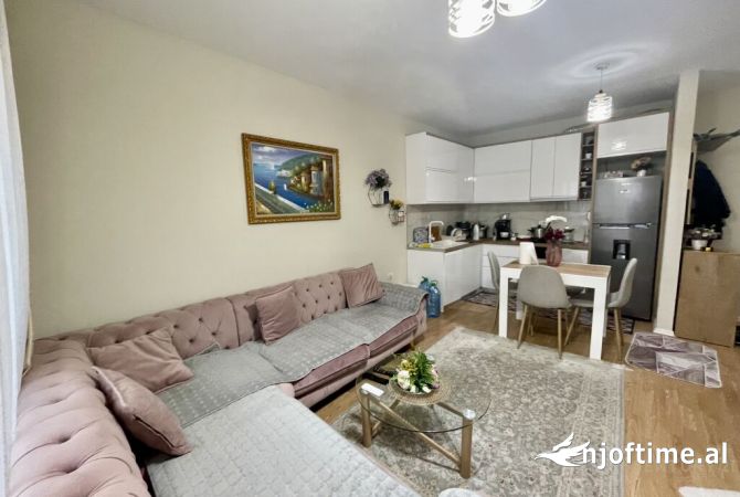 Shtepi ne shitje 1+1 ne Tirane - 142,000 Euro
