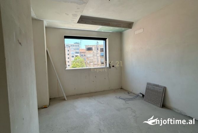 Shtepi ne shitje 2+1 ne Tirane - 258,000 Euro