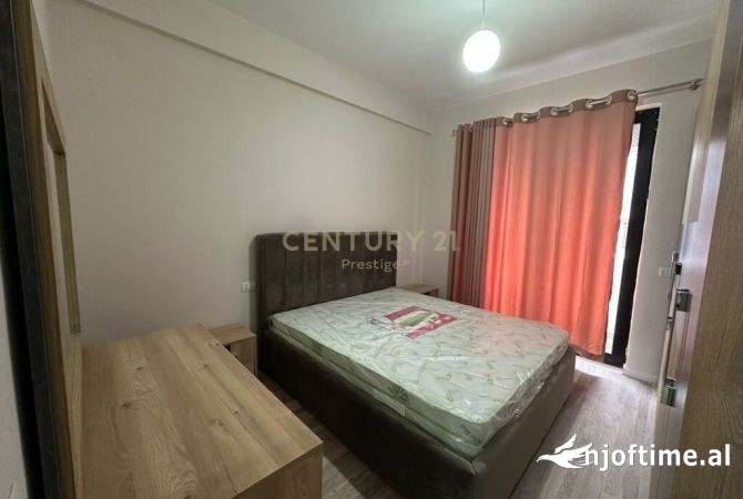 Shtepi me qera Apartament ne Tirane, 2+1, Mobilimi E mobiluar, Pagesa 500  Euro.
