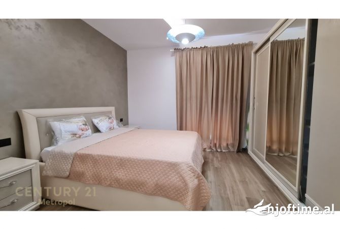 Shtepi me qera Apartament ne Tirane, 2+1, Mobilimi E mobiluar, Pagesa 1,700  Euro.
