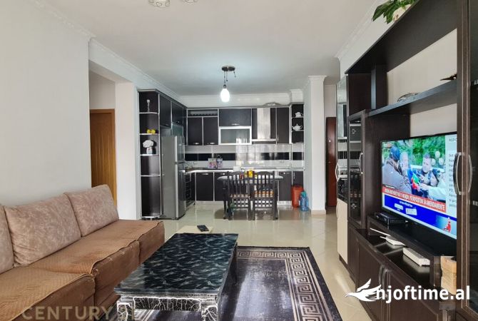 Shtepi ne shitje 2+1 ne Tirane - 75,000 Euro