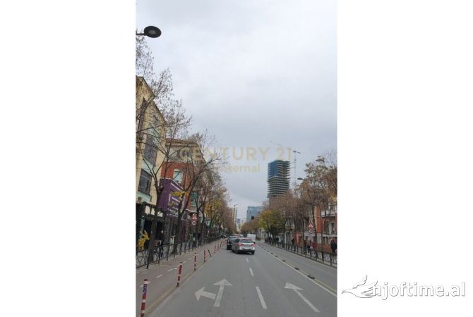 Ambient biznesi me qera 1+1 ne Tirane - 4,100 Euro
