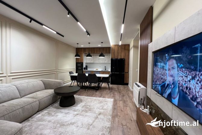 Shtepi me qera 2+1 ne Tirane - 1,500 Euro