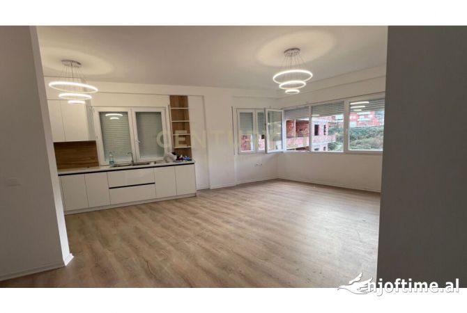 Shtepi me qera 2+1 ne Tirane - 500 Euro