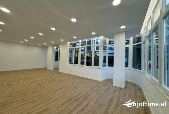 Ambient biznesi ne shitje 1+1 ne Tirane - 225,000 Euro