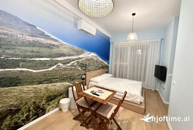 Shtepi me qera Apartament ne Tirane, 4+1, Mobilimi E mobiluar, Pagesa 1,000  Euro.