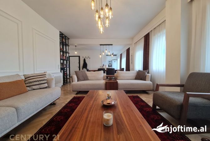 Shtepi ne shitje 3+1 ne Tirane - 365,000 Euro