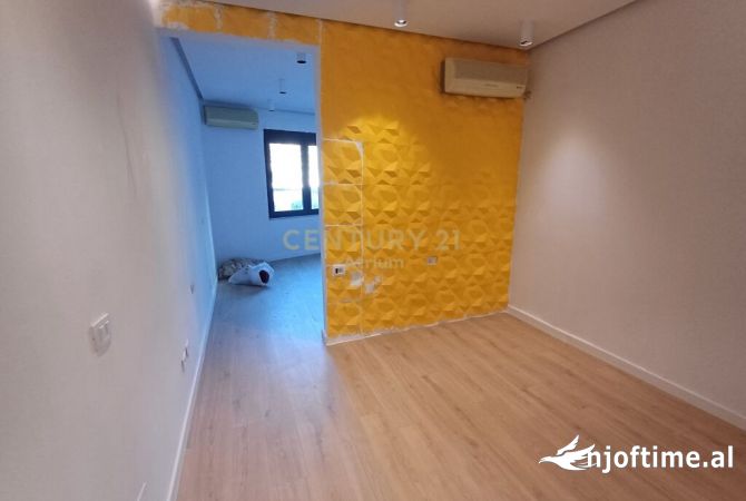 Apartment for sale in Tirana 4+1, Emty