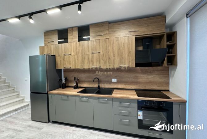 Shtepi me qera 2+1 ne Tirane - 1,500 Euro