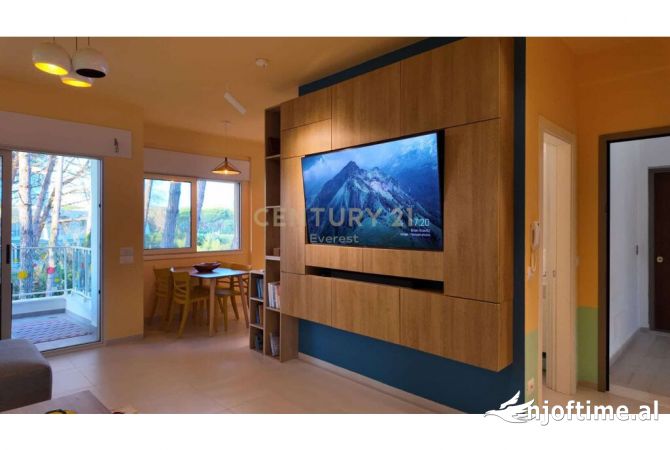 Shtepi ne shitje Apartament ne Durres, 2+1, Mobilimi E mobiluar, Pagesa 229,500  Euro.