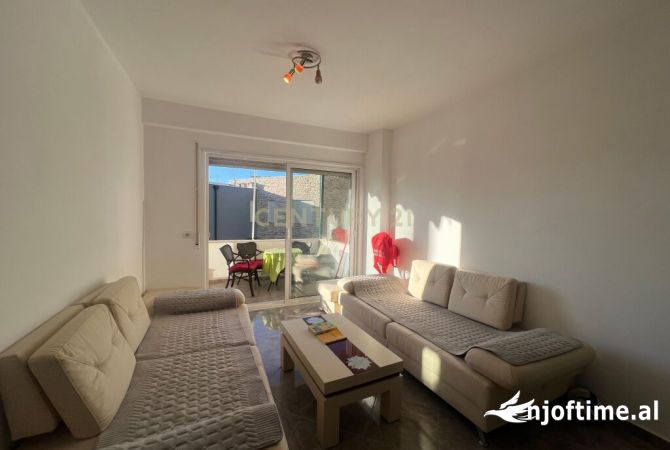 Shtepi ne shitje 2+1 ne Durres - 195,000 Euro