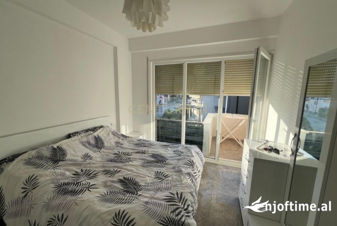 Shtepi ne shitje Apartament ne Durres, 2+1, Mobilimi E mobiluar, Pagesa 195,000  Euro.