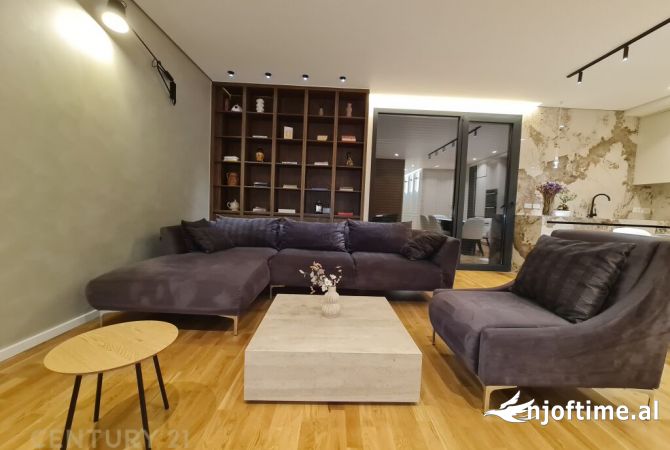 Casa in vendita 3+1 a Tirana - 486,000 Euro