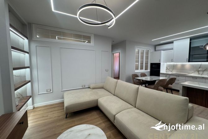 Shtepi me qera 2+1 ne Tirane - 1,500 Euro