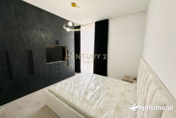 Shtepi me qera Apartament ne Tirane, 2+1, Mobilimi E mobiluar, Pagesa 1,350  Euro.