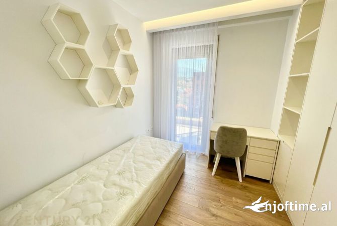 Shtepi me qera Apartament ne Tirane, 2+1, Mobilimi E mobiluar, Pagesa 1,100  Euro.