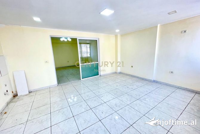 Shtepi ne shitje 2+1 ne Tirane - 260,000 Euro