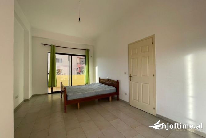 Shtepi ne shitje 2+1 ne Tirane - 135,000 Euro