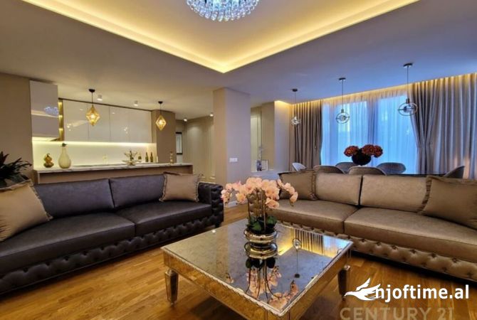 Casa in vendita 3+1 a Tirana - 350,000 Euro
