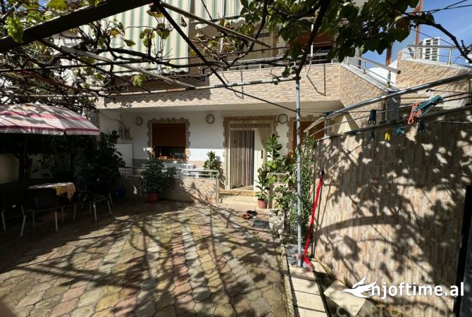 Shtepi ne shitje 4+1 ne Tirane - 200,000 Euro