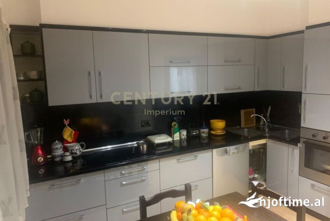Shtepi ne shitje 3+1 ne Tirane - 140,360 Euro
