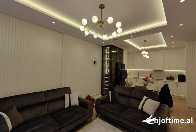 Shtepi ne shitje 2+1 ne Tirane - 330,000 Euro