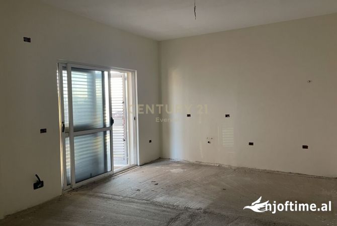 Shtepi ne shitje 5+1 ne Tirane - 200,000 Euro
