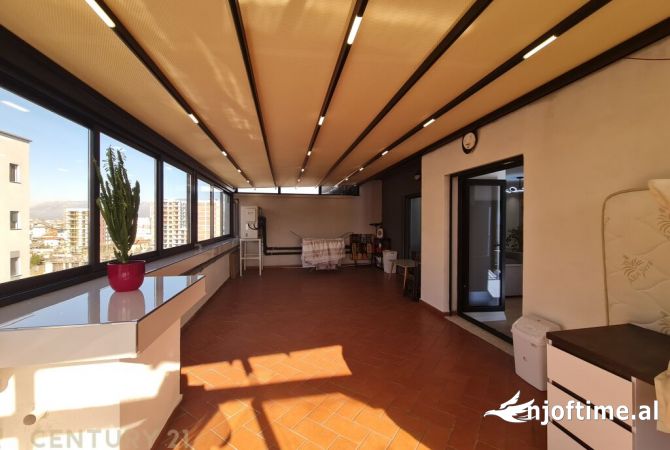 Shtepi me qera 3+1 ne Tirane - 1,000 Euro